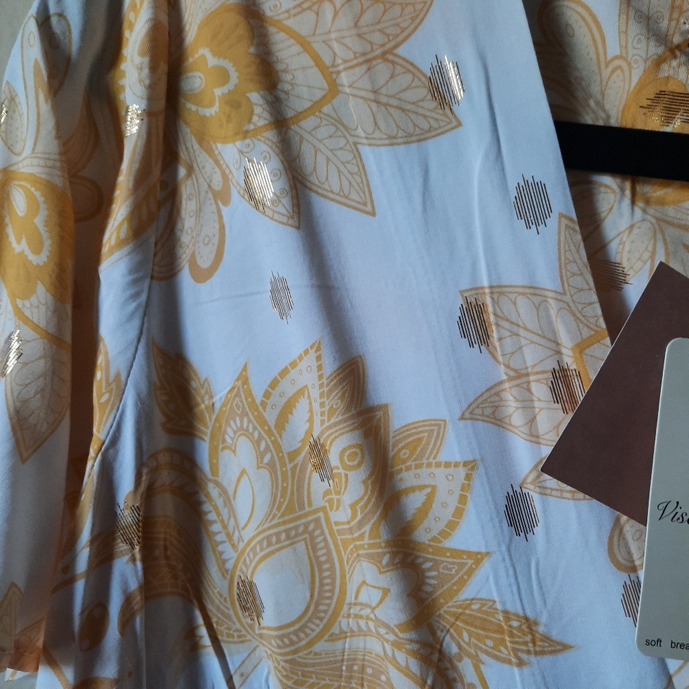 ❤️HARVE BENARD, size L ,woman blouse NWT, White and floral - Picture 8 of 8